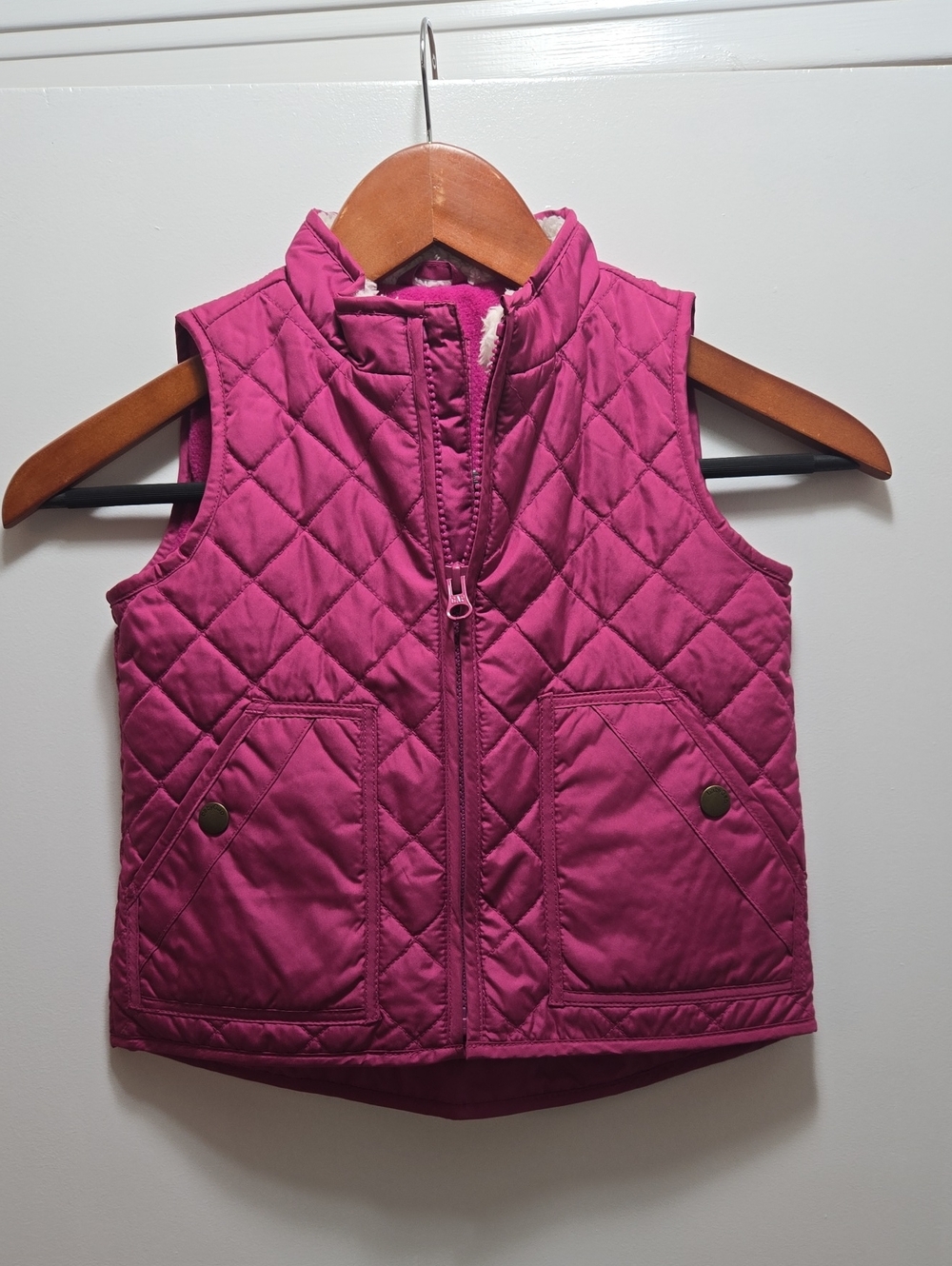 GAP Quilted Fuchsia Vest with Front Pockets